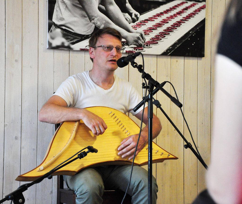 © Juha Olkkonen