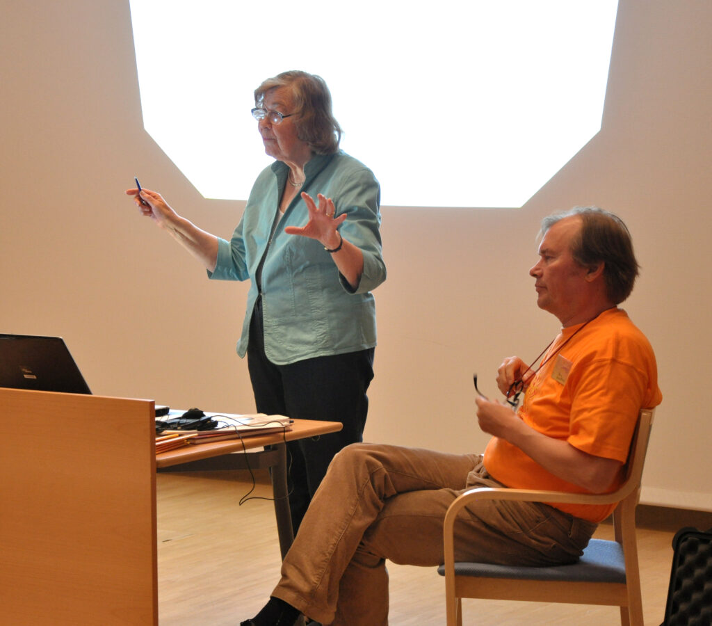 Anneli Asplund ja Pekka Huttu-Hiltunen lauluseminaarissa. © Juha Olkkonen