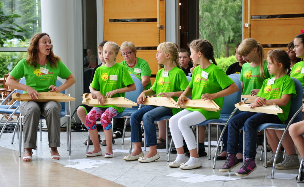 Tarina-ryhmä Kalevalasta Helky kannel -konsertissa (c) Juha Olkkonen / Sommelo
