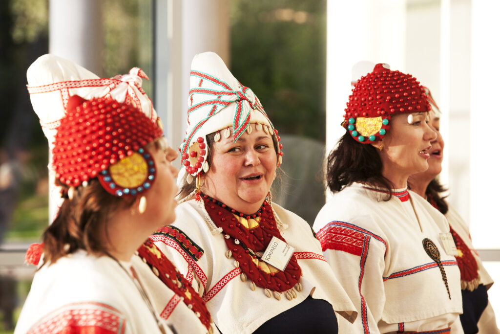 Vepsän kansankuoro Hetken lento-illassa Kuhmo-talolla (c) Hanna Koikkalainen/ Sommelo