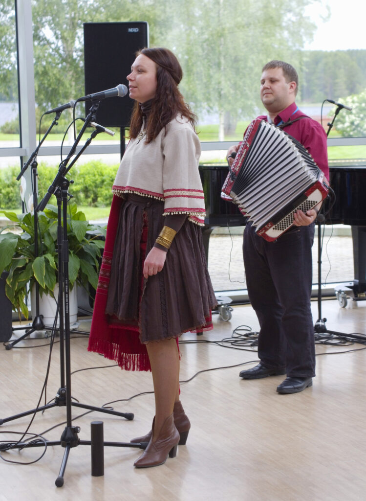 Noid esiintyy avajaisissa (c) Kira Leskinen/Sommelo