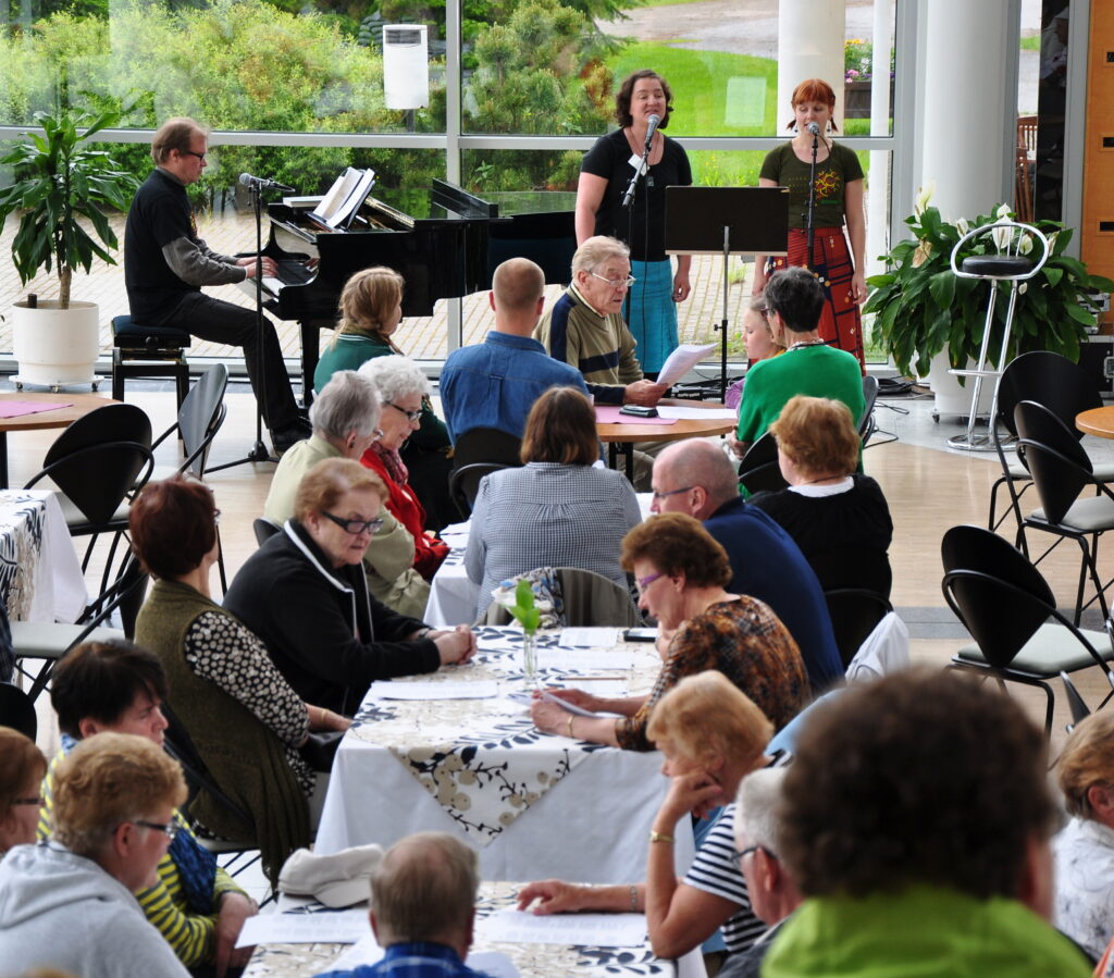 Suomi soi yhteislaulutilaisuus (c) Juha Olkkonen/Sommelo