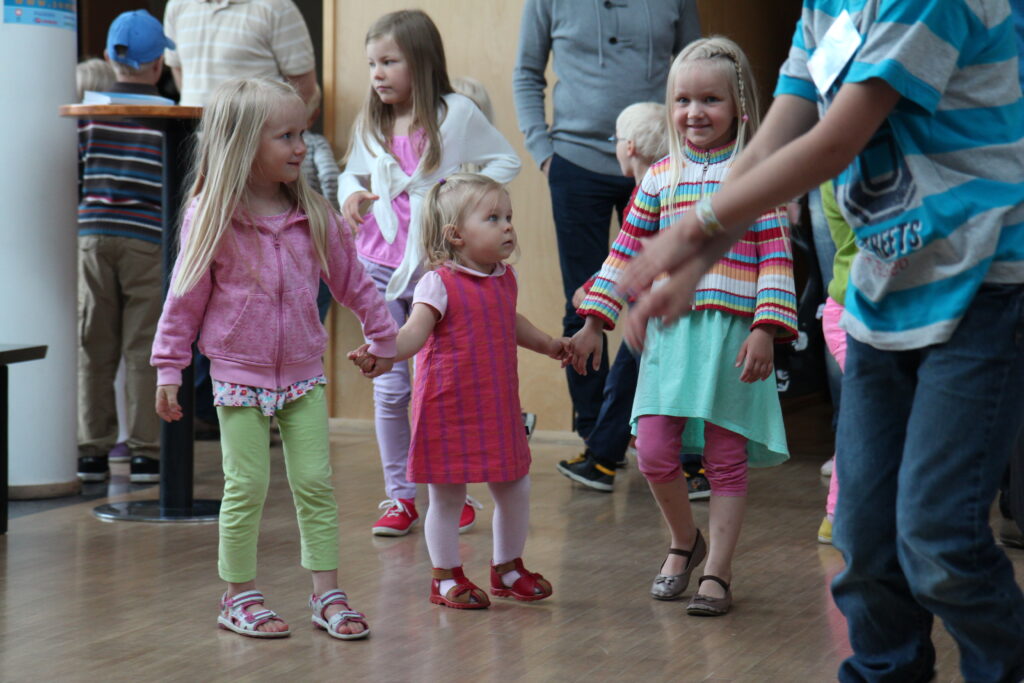 Children after Satuja Soitosta LIVE! © Sophia Hofrichter